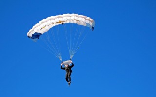 竞彩网官方网址|老帅回归掌舵！亚尔钦再度执掌贝西克塔斯，能否引领黑鹰走出动荡？